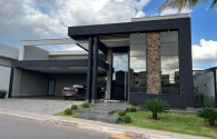 RVL IMOVEIS DISPONIBILIZA PARA VENDA IMEDIATA BELÍSSIMA MANSÃO COM FINÍSSIMO ACABAMENTO NA RUA 04 DE VICENTE PIRES A CASA É COMPOSTA DE 4 SUÍTES 3 DELAS COM CLOSET 1 SUÍTE […]